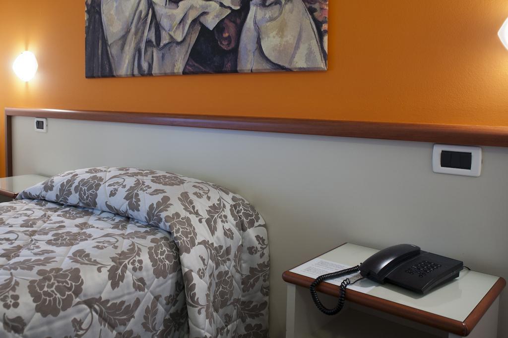 Albergo Da Carlo Vittorio Veneto Pokoj fotografie